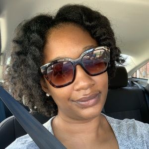 Meet your Posher, Brittanee